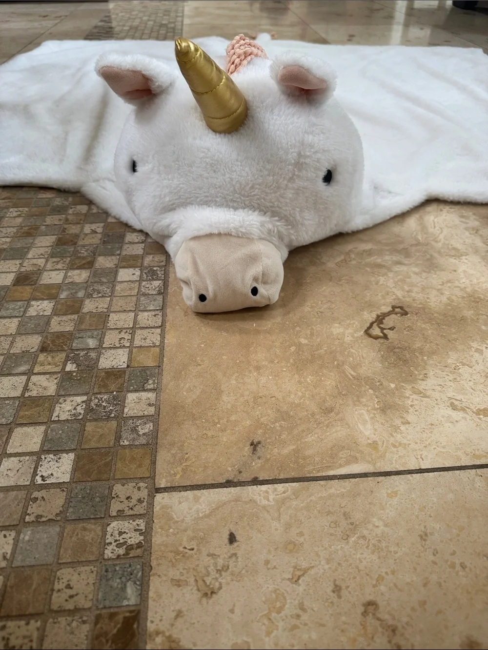 Plush Unicorn blanket Hooded White with Pink Mane